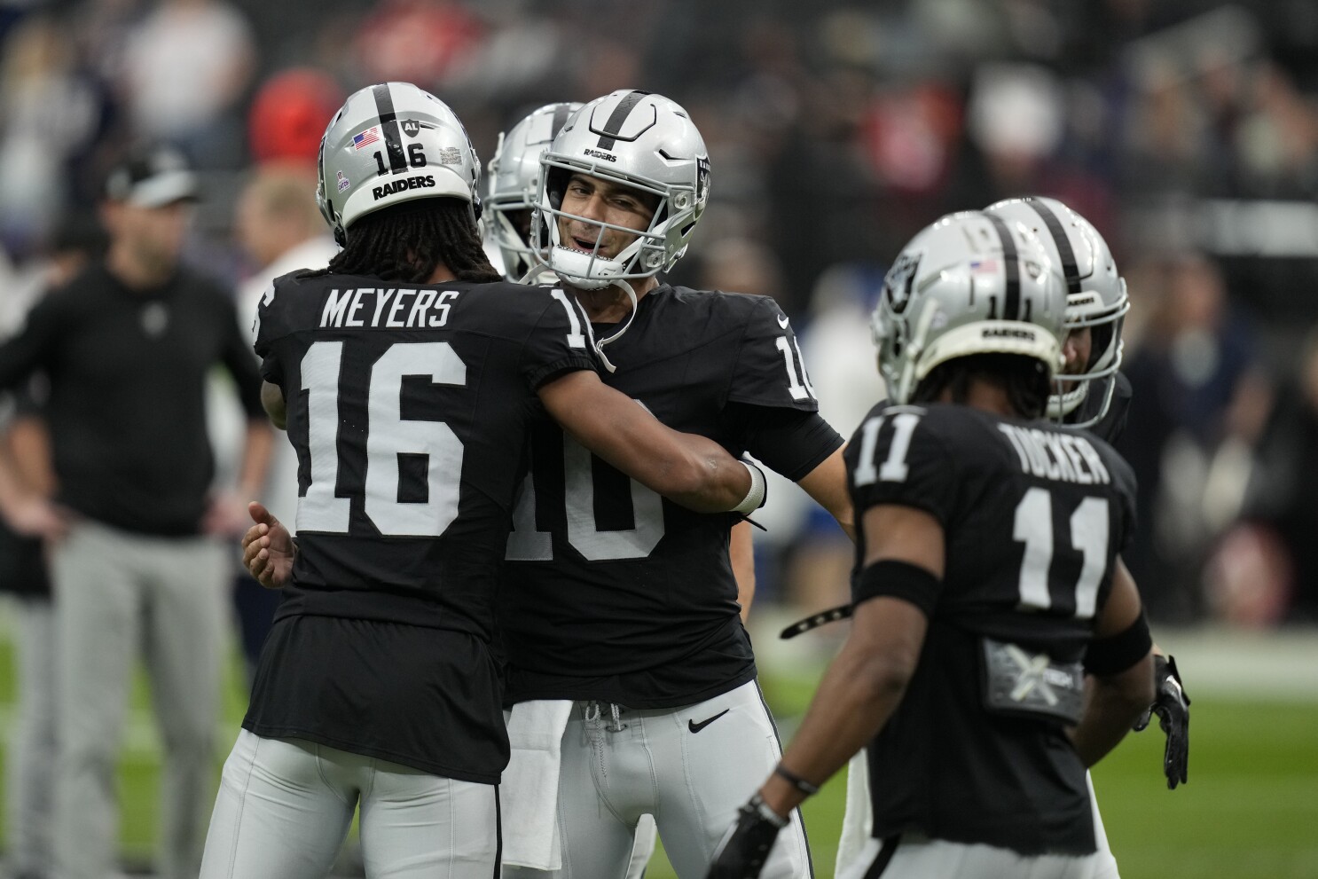 Patriots vs raiders reddit store